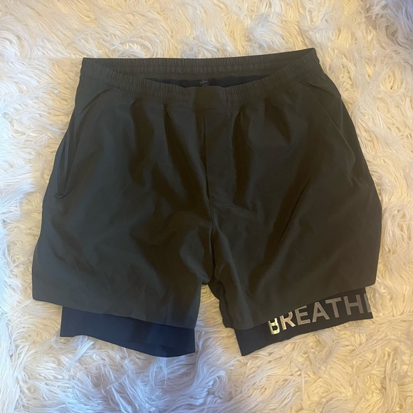 lululemon athletica Other - Lululemon Surge Short 6" Lux Liner XL